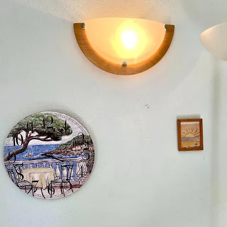펜션 Cozy With Sea View, In