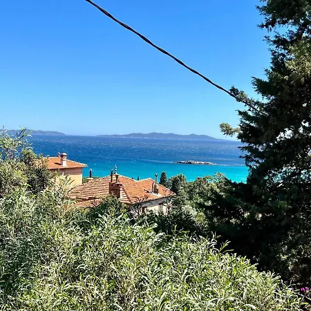 Cozy With Sea View, In * 르 라방두